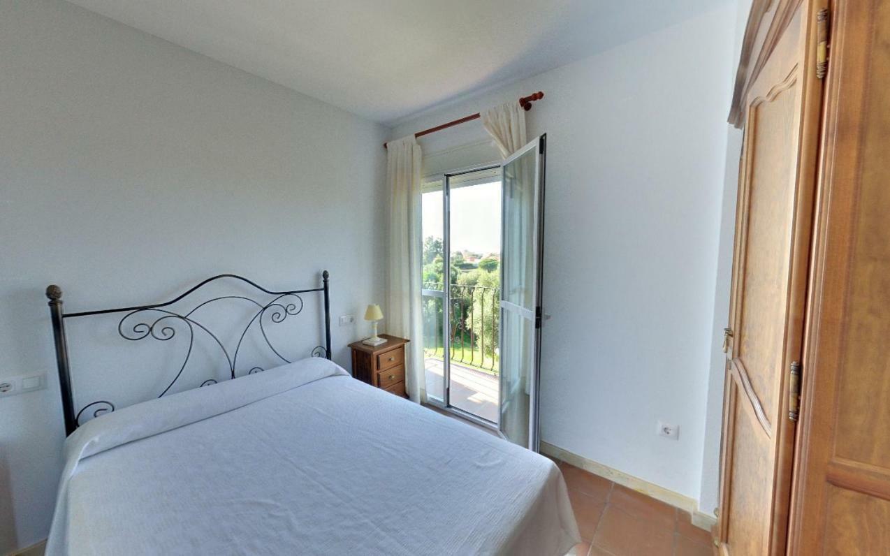 Apartamentos Costa Trafalgar Саора Экстерьер фото